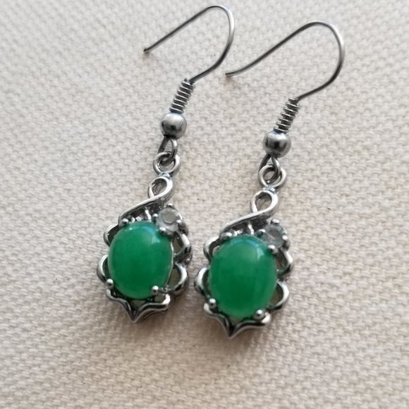 Green and silver-tone drop earrings - Picture 2 of 2